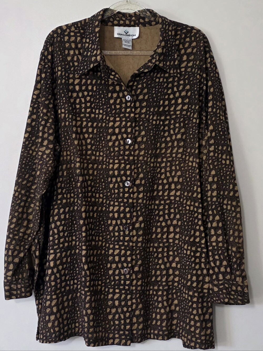 Erin London 100% Silk Button Up Blouse Crocodile Animal Print Indie Sleaze 1X